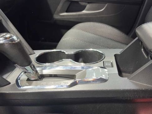 Used 2017 Chevrolet Equinox LT w/ Convenience Package image 24