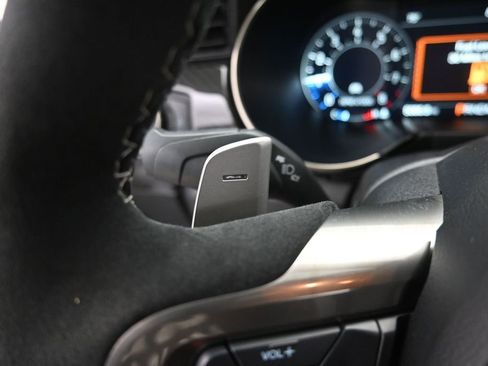 Used 2022 Ford Mustang Shelby GT500 w/ Technology Package RWD image 24