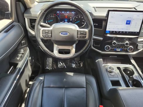 Used 2024 Ford Expedition Max XLT RWD image 17