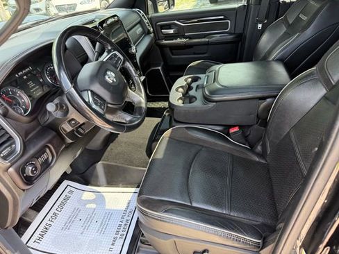 Used 2023 RAM 3500 Laramie w/ Night Edition image 17