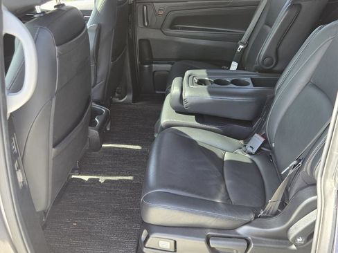 Used 2022 Honda Odyssey Touring image 12