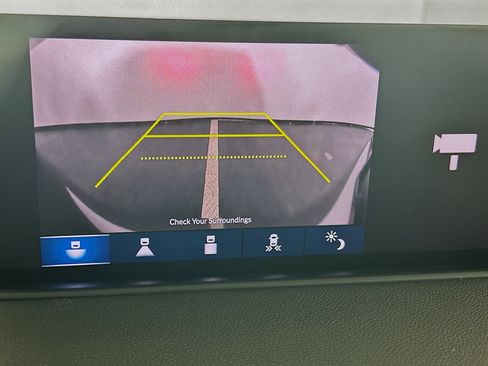 Used 2024 Acura MDX FWD image 21