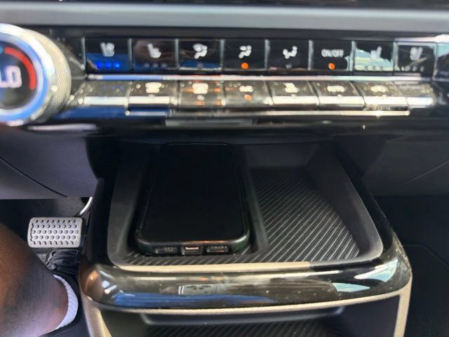 New 2027 Chevrolet Bolt RS w/ Super Cruise Package FWD image 23