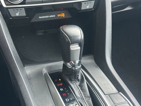 Used 2017 Honda Civic Touring image 27