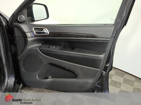 Used 2012 Jeep Grand Cherokee Laredo image 40