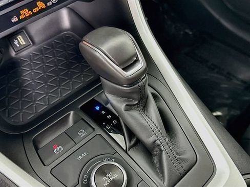 Certified 2024 Toyota RAV4 XLE Premium AWD/4WD image 18