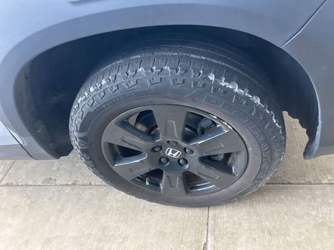 Used 2022 Honda Pilot TrailSport image 4