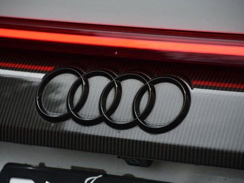 Used 2020 Audi RS Q8 w/ Carbon Optic Package image 11