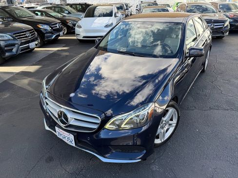 Used 2014 Mercedes-Benz E 350 Sedan image 4