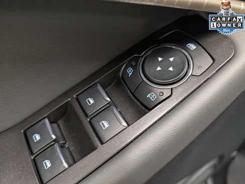 Used 2025 Ford Explorer Active AWD/4WD image 10