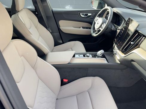 Used 2026 Volvo XC60 B5 Plus w/ Climate Package AWD/4WD image 30