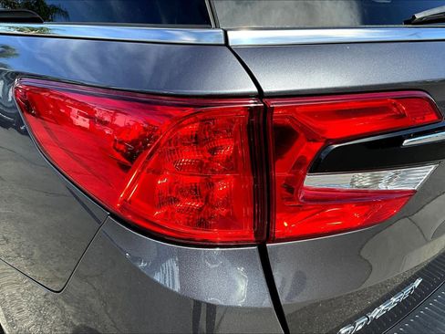 Used 2023 Honda Odyssey EX-L image 27