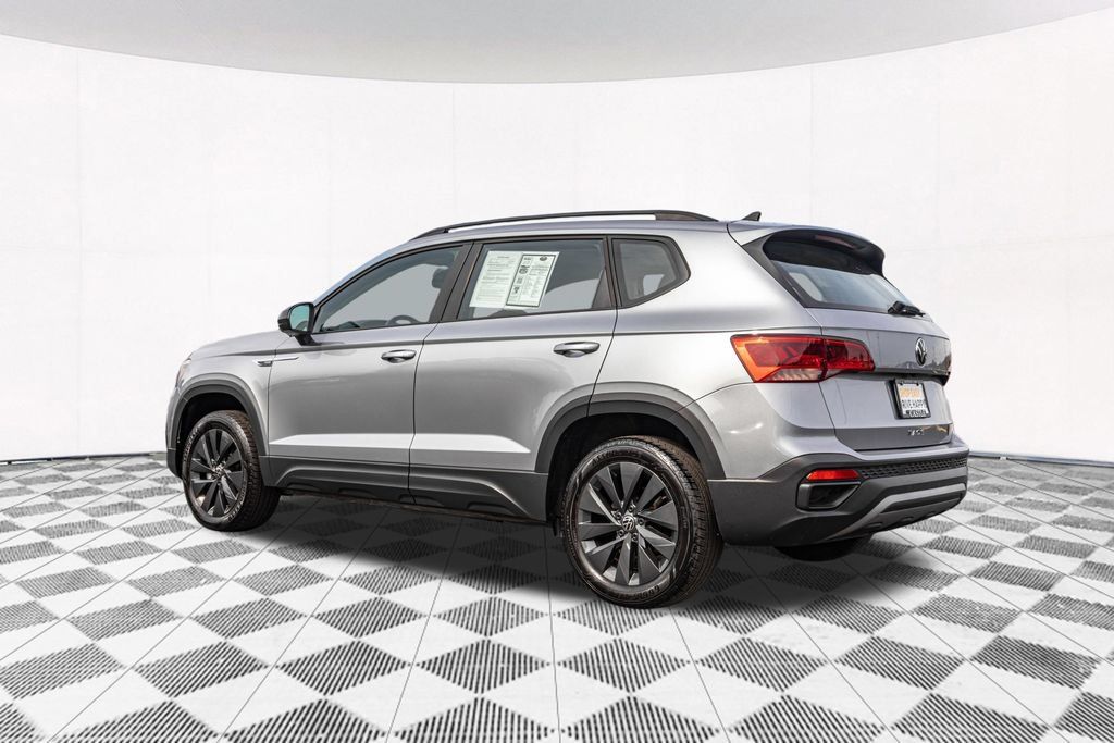 Certified 2024 Volkswagen Taos S FWD image 7