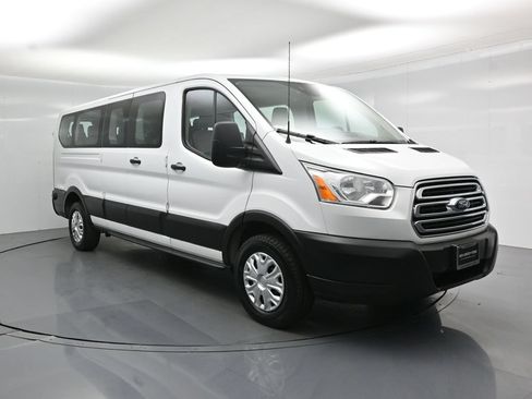 Certified 2019 Ford Transit 350 XLT RWD image 57