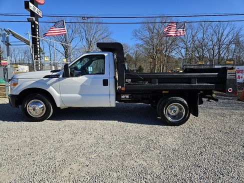 Used 2015 Ford F350 XL image 3