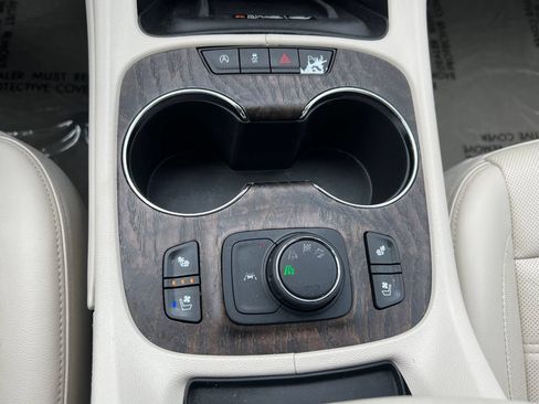 Used 2020 GMC Acadia Denali w/ LPO, Adventure Package AWD/4WD image 38