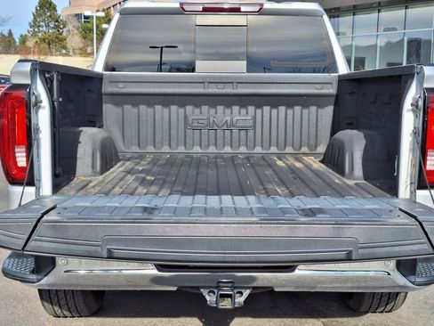 Used 2022 GMC Sierra 1500 SLT w/ SLT Premium Plus Package image 30