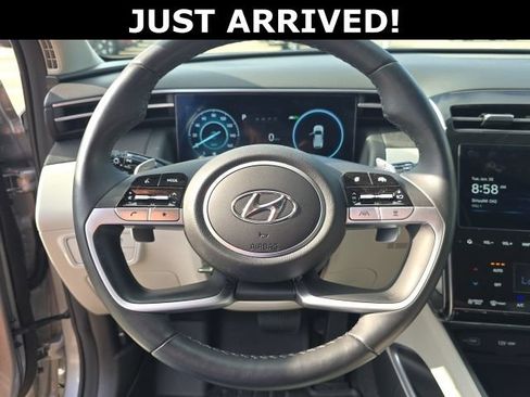 Certified 2024 Hyundai Tucson Limited AWD/4WD image 16