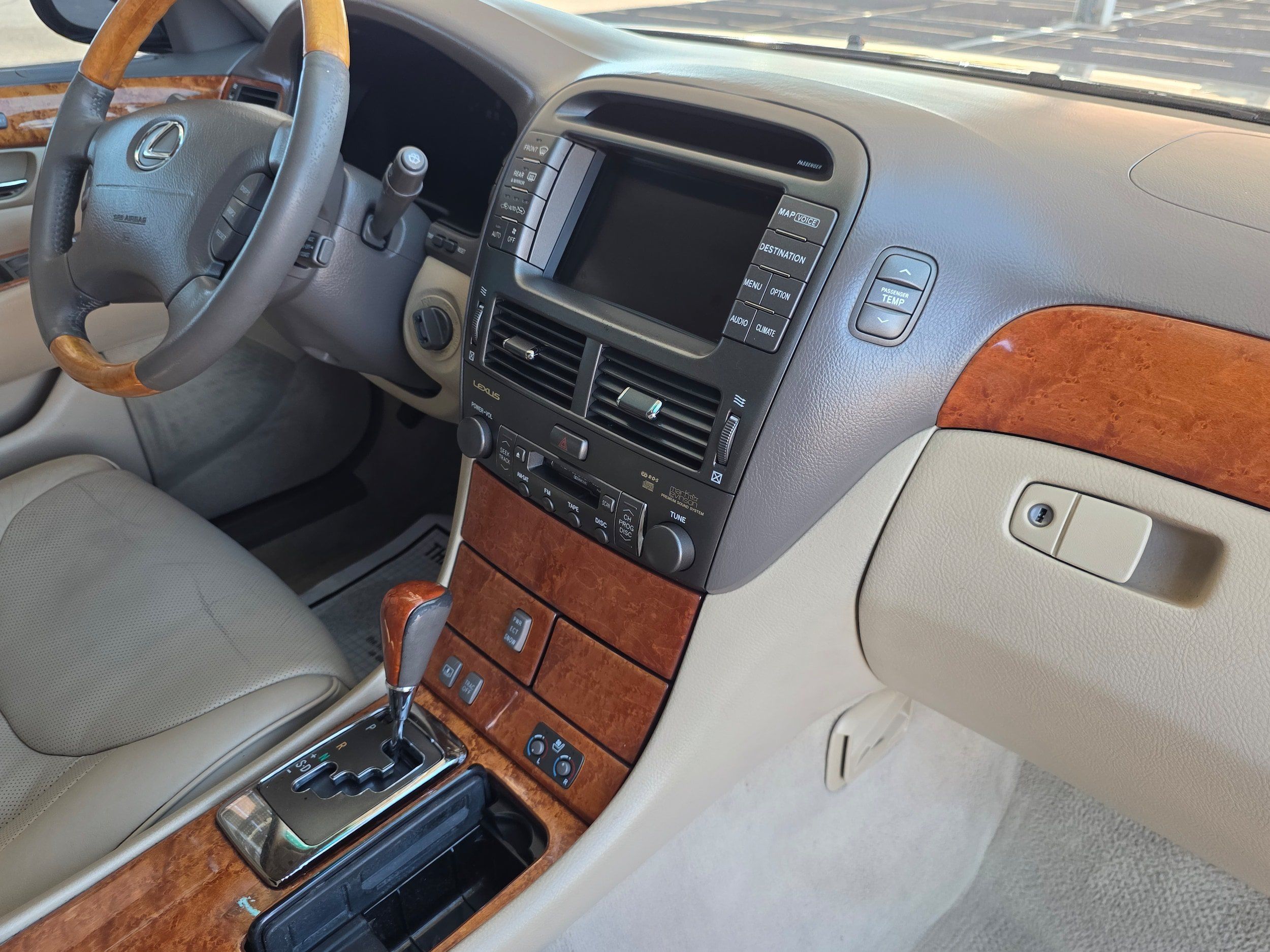 Used 2004 Lexus LS 430 RWD image 32