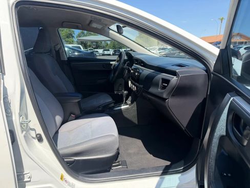 Used 2015 Toyota Corolla L FWD image 20