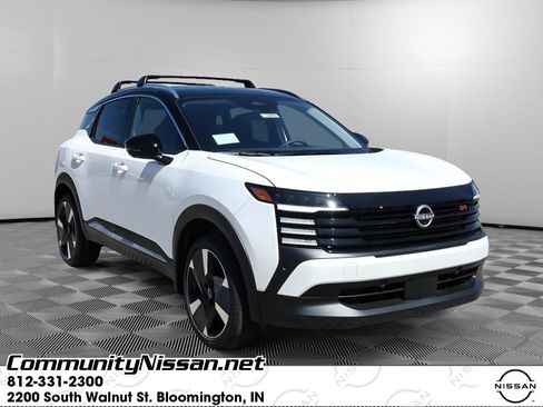 New 2026 Nissan Kicks SR w/ Cold Weather Package AWD/4WD image 1
