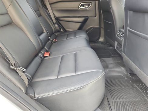 Used 2021 Nissan Rogue SL image 26