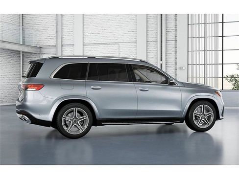 New 2026 Mercedes-Benz GLS 450 4MATIC image 18