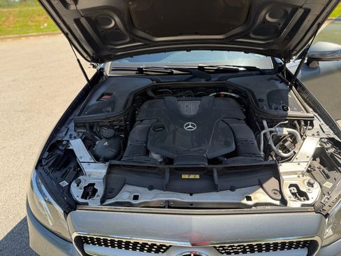 Used 2018 Mercedes-Benz E 400 Coupe image 8