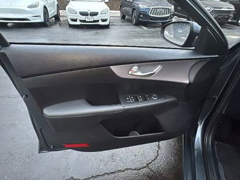 Used 2024 Kia Forte LXS image 10