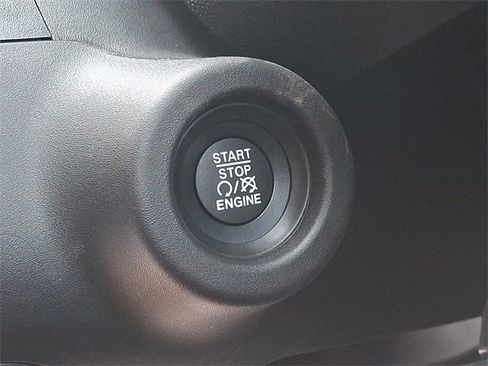 Used 2024 RAM ProMaster 2500 w/ Safety Group image 22