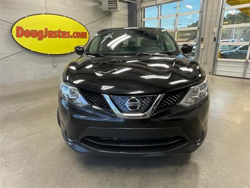Used 2018 Nissan Rogue Sport S image 8