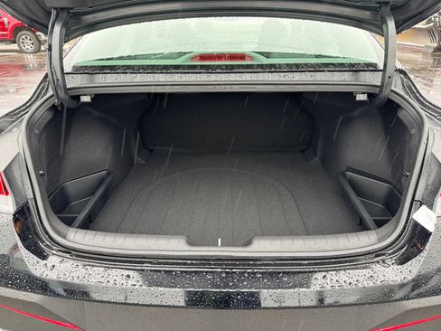 New 2026 Hyundai Elantra Sport FWD image 24