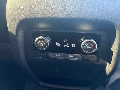 Used 2026 Buick Enclave Preferred AWD/4WD image 29