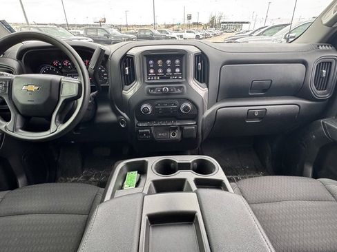 Used 2023 Chevrolet Silverado 1500 Custom image 11