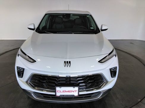 Used 2025 Buick Encore GX Preferred FWD image 3