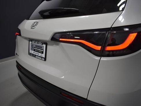 Used 2025 Honda HR-V LX image 12