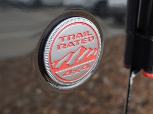 Used 2018 Jeep Wrangler Unlimited Rubicon AWD/4WD image 10