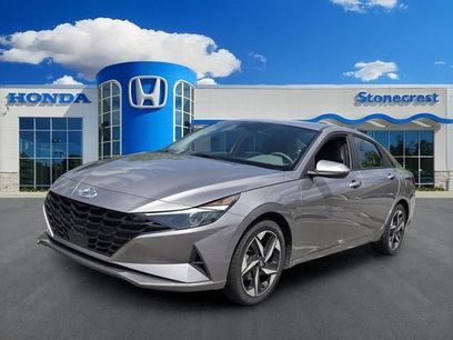 Used 2023 Hyundai Elantra SEL w/ Convenience Package