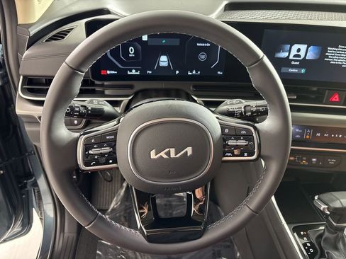 New 2026 Kia Carnival SX FWD image 34