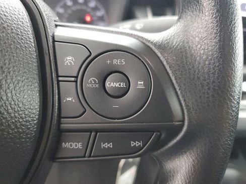 Used 2025 Toyota Corolla LE FWD image 21