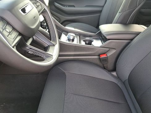New 2026 Jeep Grand Cherokee Laredo RWD image 17