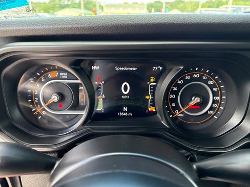 Certified 2024 Jeep Wrangler Sport AWD/4WD image 11