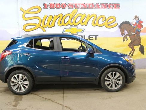 Used 2020 Buick Encore Preferred w/ Safety Package FWD image 1