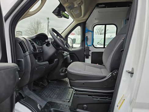 New 2024 RAM ProMaster 3500 w/ Delivery Van Package image 19