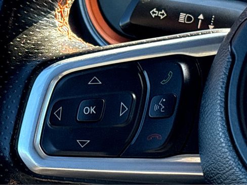 Used 2021 Jeep Gladiator Mojave image 12