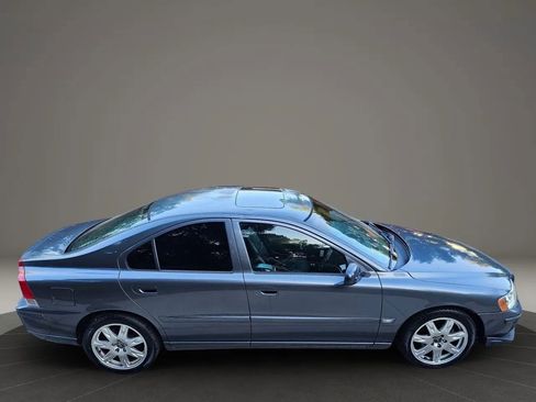 Used 2005 Volvo S60 2.5T image 12