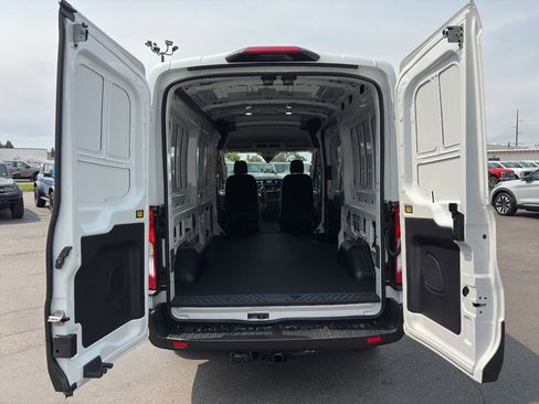 New 2025 Ford Transit 250 148 Medium Roof Extended AWD image 18