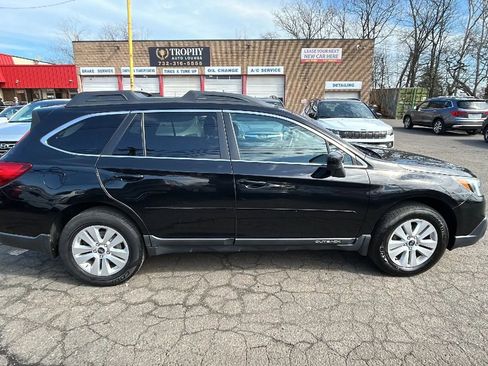 Used 2015 Subaru Outback 2.5i Premium image 4