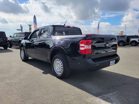 New 2025 Ford Maverick XL image 3