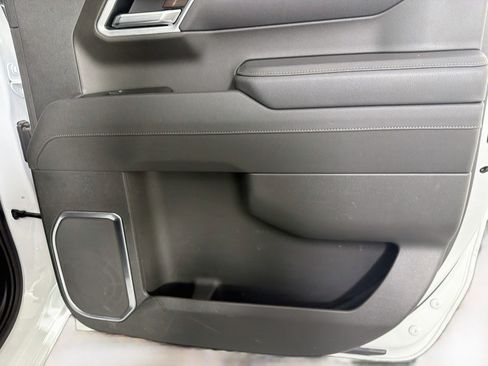 Used 2025 GMC Sierra 1500 SLT RWD image 31